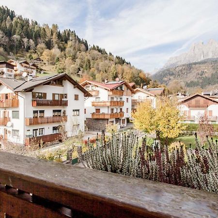 Casa Bonetti Lägenhet Fiera Di Primiero Exteriör bild